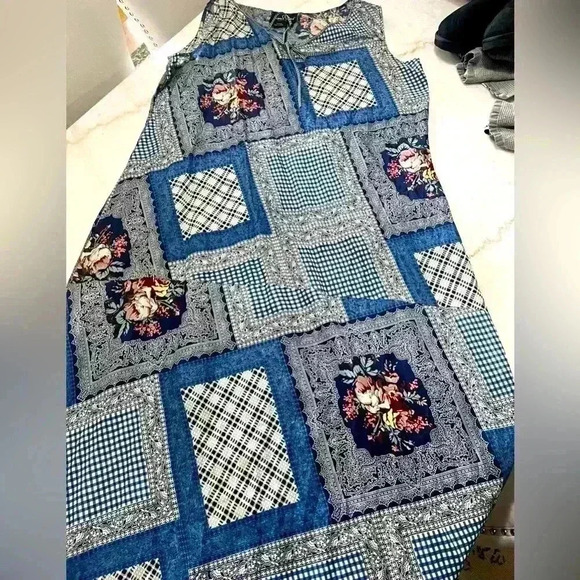 Vintage 90’s Carole Little 100% Silk Maxi Dress Blue Patchwork Floral Print 10 - Picture 6 of 6